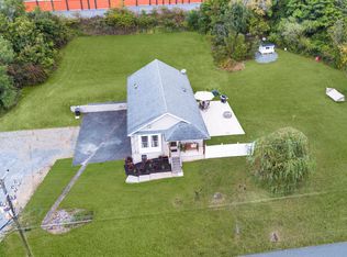 825 Philadelphia Ter, Birdsboro, PA 19508