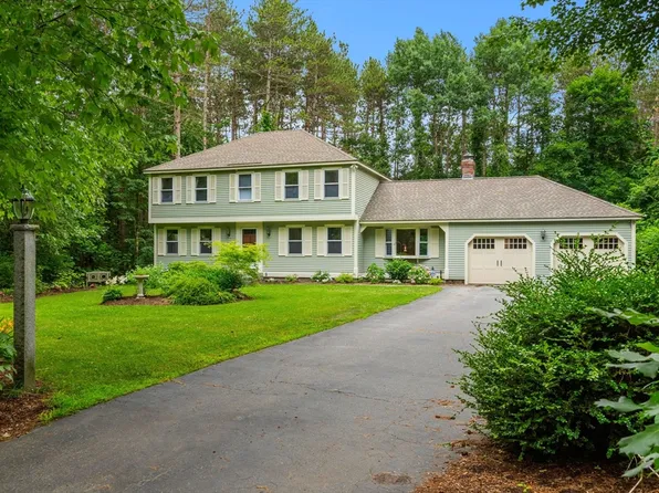 15 Star House Ln, Groton, MA 01450