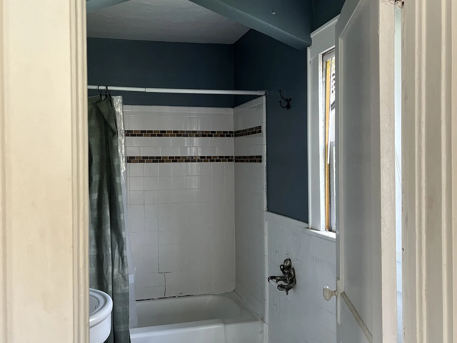 1810 Lincoln Street - 1 — Photo 4