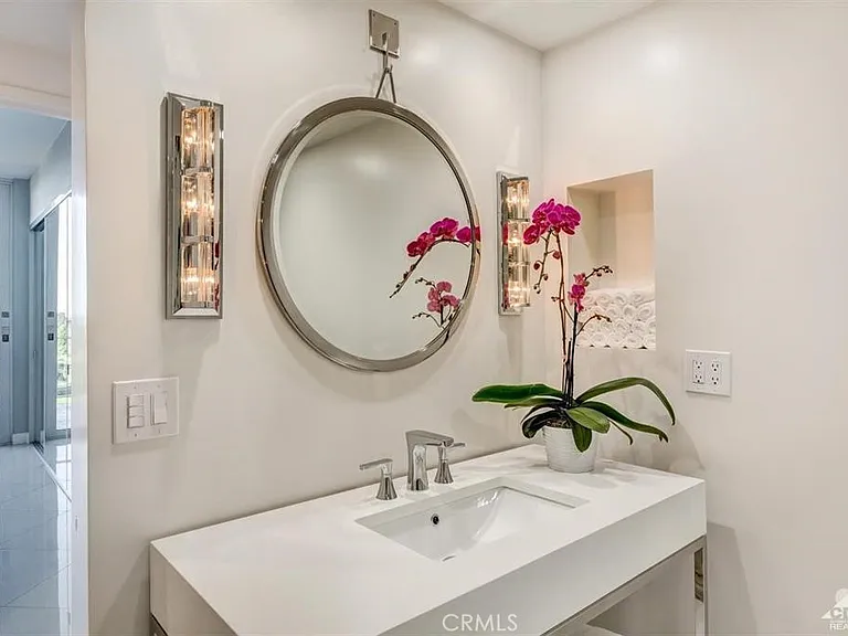 900 Island Dr #705 — Photo 14