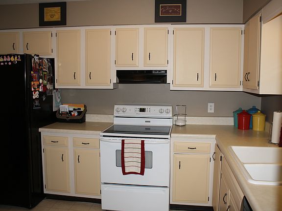 4th image of 5450 Queensbury Ln