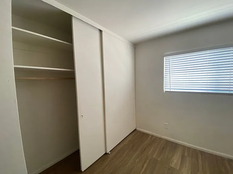 4609 Bancroft — Photo 11