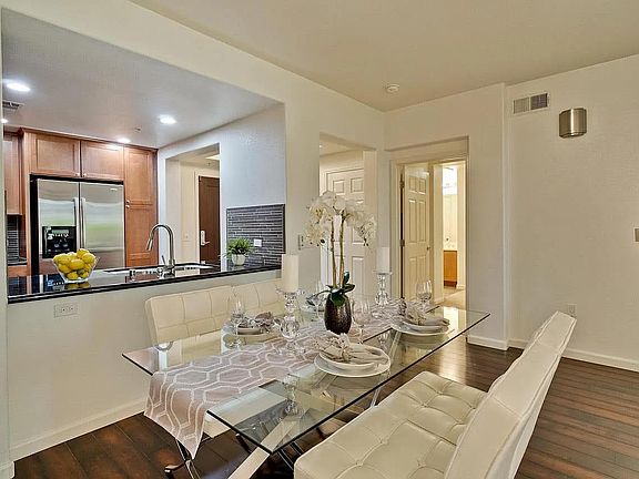 2nd image of 809 Auzerais Ave Unit 156