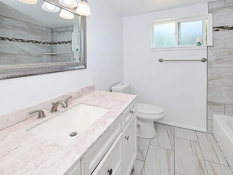 444 N Morton Dr — Photo 4