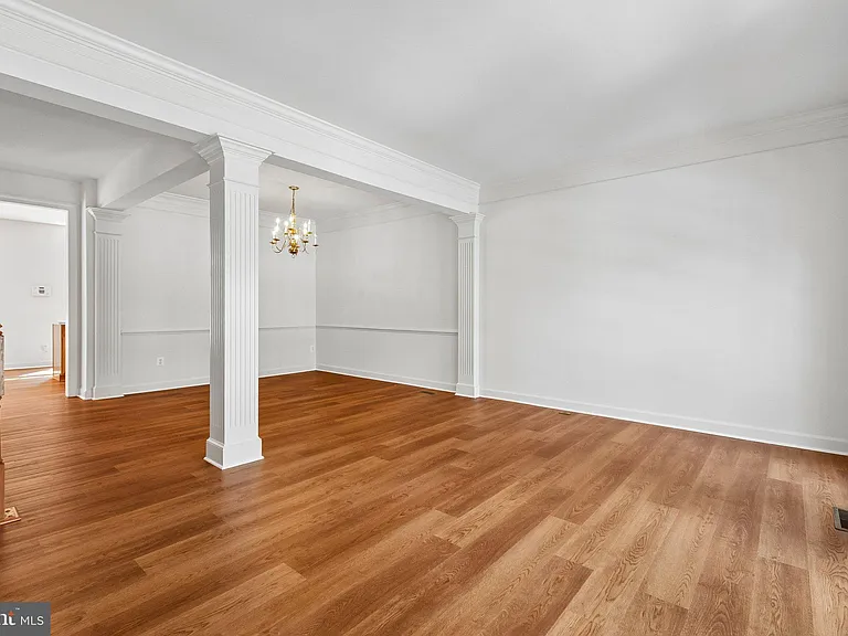 8082 Samuel Wallis St — Photo 3
