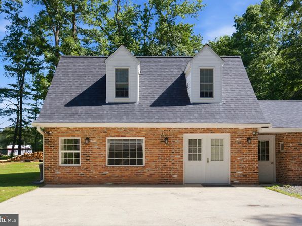 6485 Tip Hill Dr, La Plata, MD