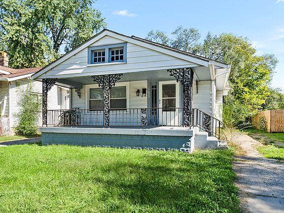 2nd image of 1629 Sharon Ave
