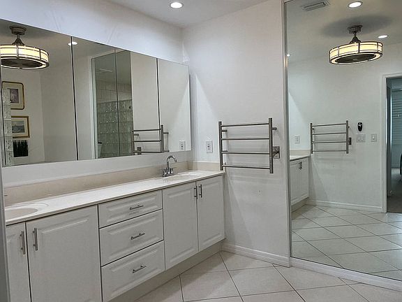 4th image of 333 N Atlantic Ave APT 410