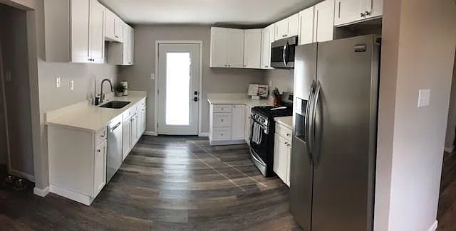 7434 W Lambuth Ln — Photo 8