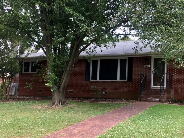 2100 Stanhope Dr NE, Huntsville, AL 35811