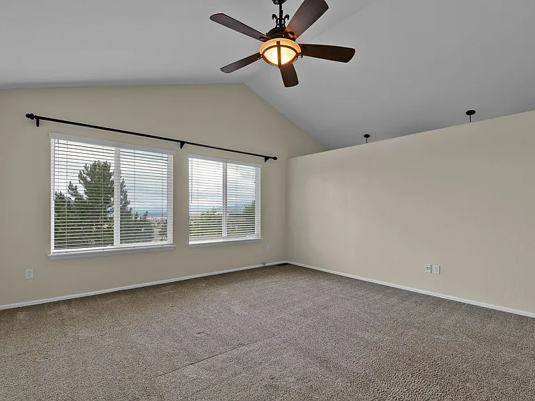 705 Witchhazel Ct — Photo 31