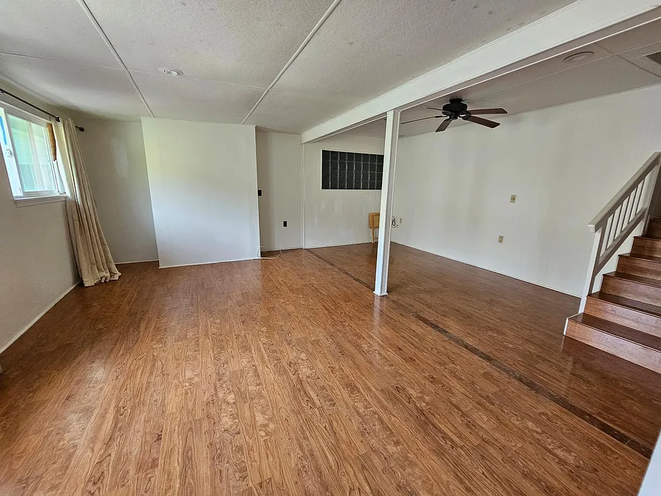 1687 Haku St