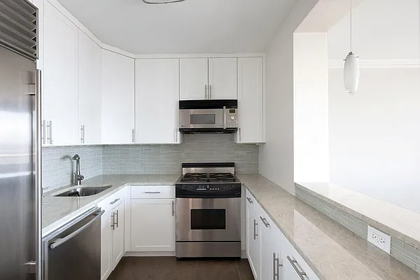 Sold by Corcoran | media 3