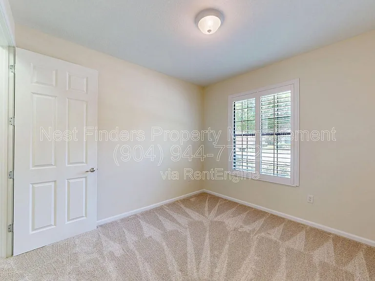 453 River Run Blvd — Photo 4