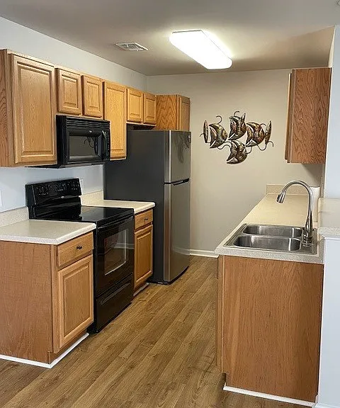 38 E Woodhaven Dr — Photo 13