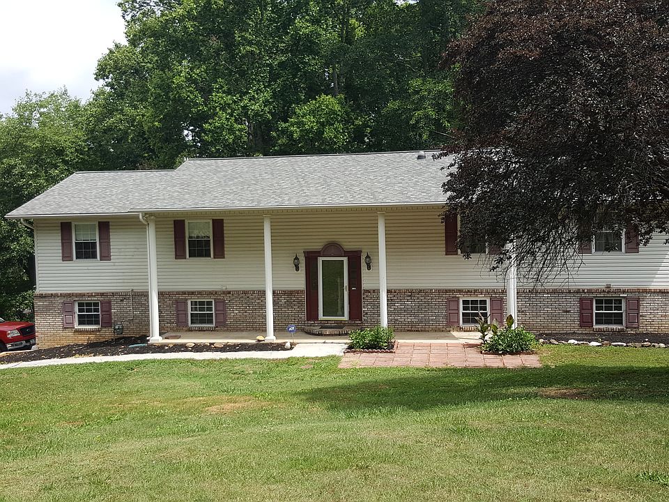 1st image of 1512 W Woodshire Dr