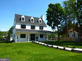 1439 Wheatsheaf Ln, Abington, PA 19001