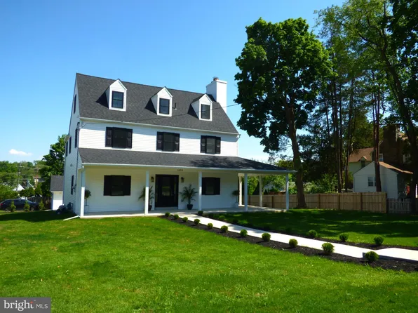 1439 Wheatsheaf Ln, Abington, PA 19001
