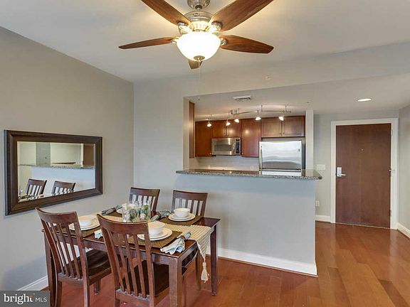 5th image of 1020 N Highland St Unit 617