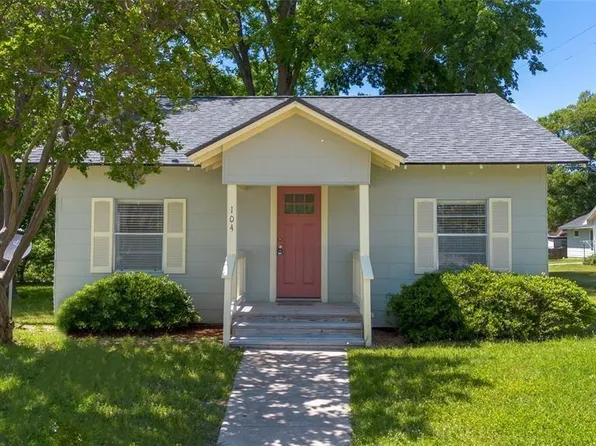 104 S Elm Street, Trinity, TX 75862