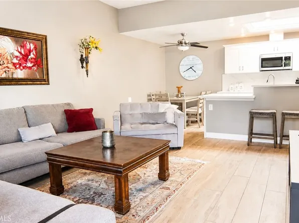 2131 Via Puerta Unit F, Laguna Woods, CA 92637