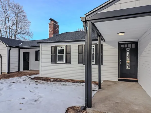 61 Carmel Ln, Feeding Hills, MA 01030