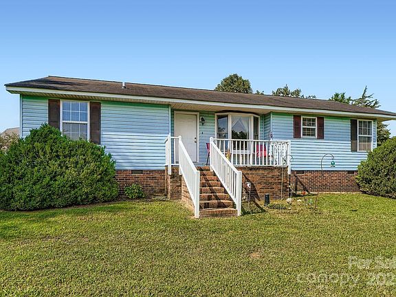 4th image of 7785 Crestwood Dr