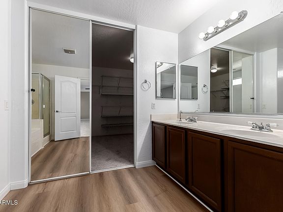 4th image of 3362 E SILVERBELL Road