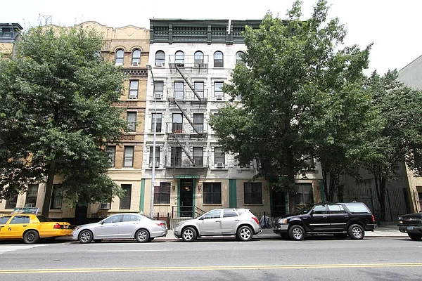 Rented by Yuco Management | media 12