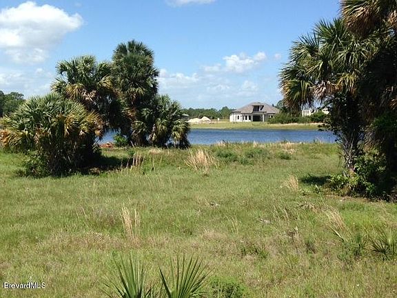 4th image of 3654 Province Dr
