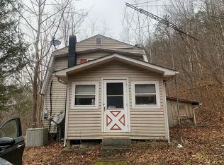 5 Old Country Rd, Ranger, WV 25557