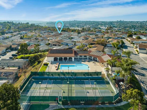 634 Via Santa Cruz, Vista, CA 92081