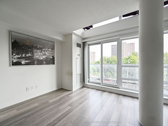 4th image of 2015 Sheppard Ave E #312