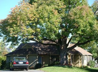 130 Spring Mountain Rd, Charlottesville, VA 22902