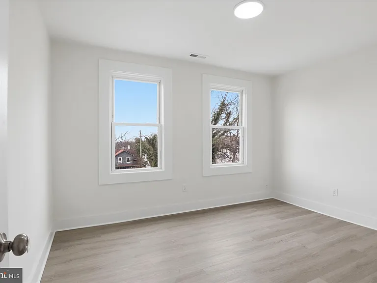 2807 Shirey Ave — Photo 23