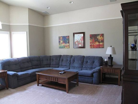 3rd image of 1412 Plateau Cir