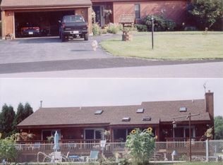 141 Sunrise Dr, Gloversville, NY 12078