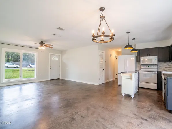 104 Hillwood Dr, Crestview, FL 32539