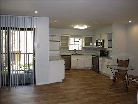 2nd image of 15221 Berry Trl APT 606