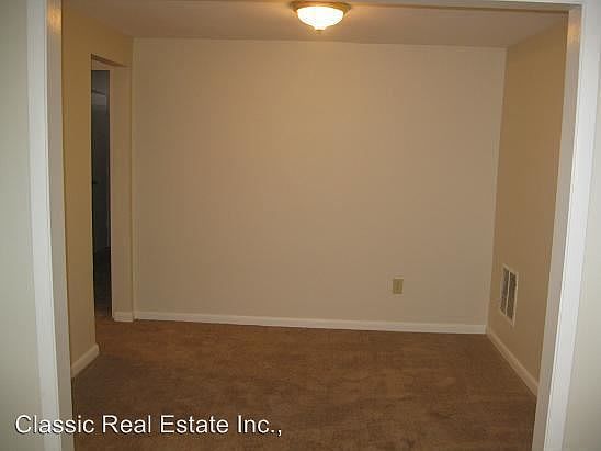 4th image of 806B Malabu Dr