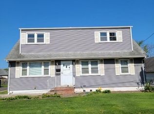 147 S 21st Ave, Manville, NJ 08835