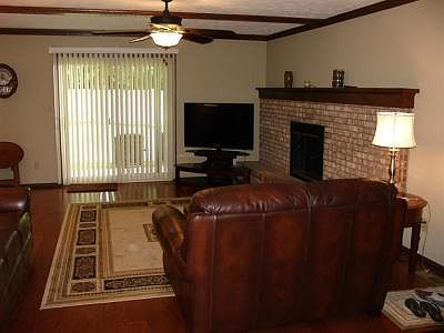 3rd image of 910 Watkins Glen Dr