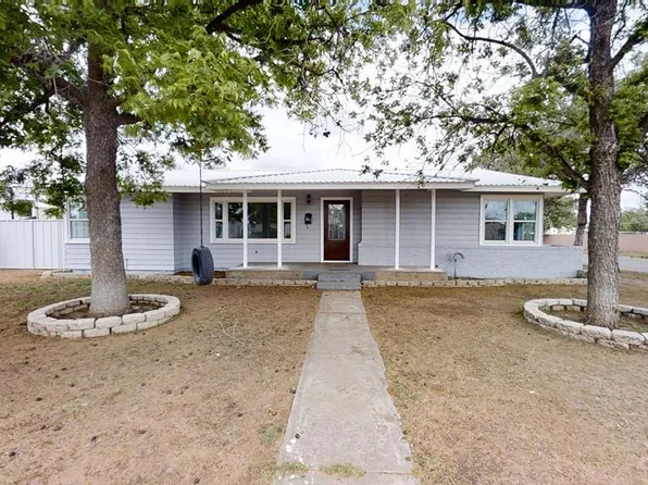 700 NE 2nd St, Andrews, TX 79714
