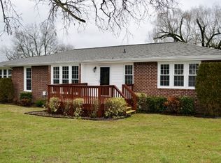 212 Campus Dr, Hendersonville, TN 37075