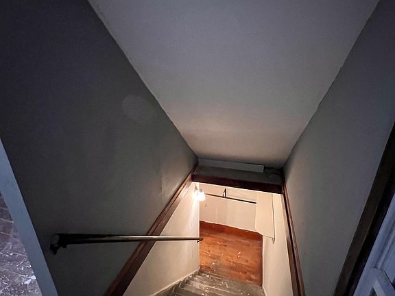 Stairwell from attic bedroom to main level