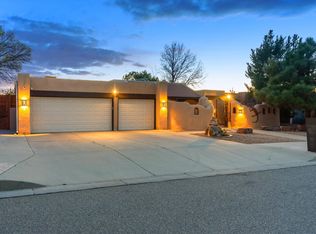 5615 Planeta Ct NE, Albuquerque, NM 87111