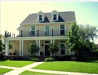 1st image of 10 Admiralty Ct