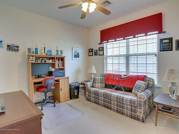 5th image of 229 Enclave Blvd