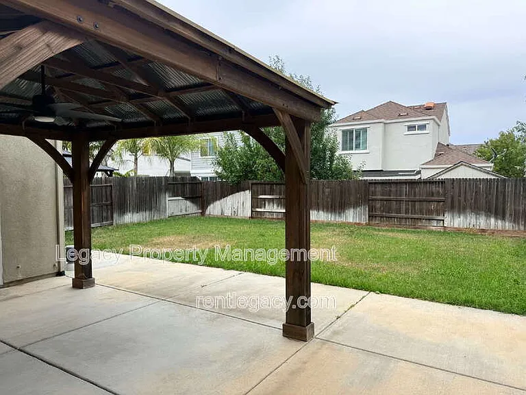 4426 Dry Creek Rd — Photo 26