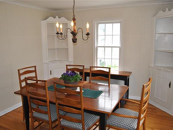 5th image of 1816 Woodland Dr